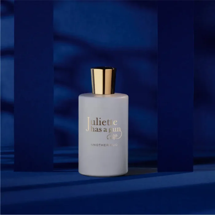 عطر ادکلن جولیت هز ا گان انادر عود | Juliette Has a Gun Another Oud