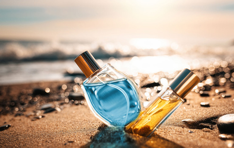 عطر مناسب برای سفر