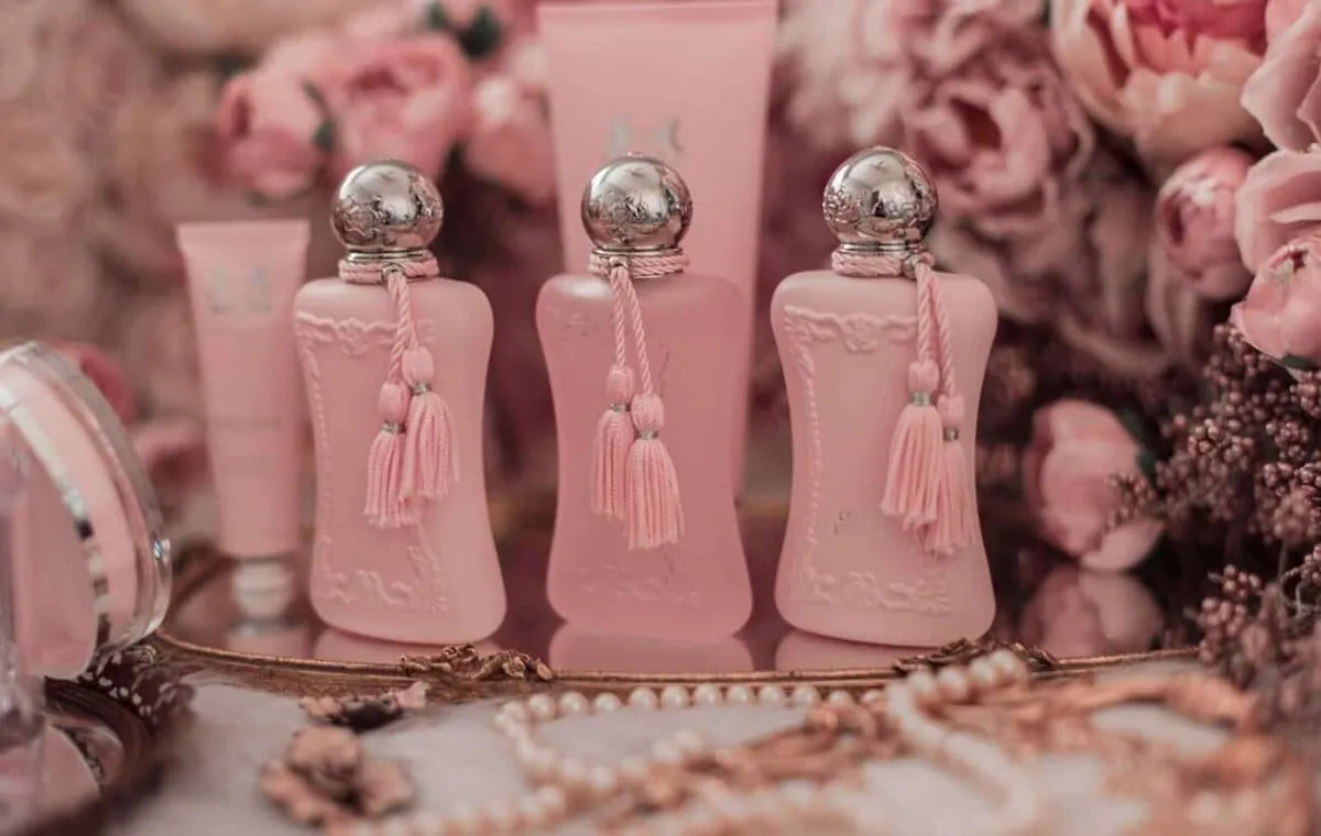 عطر زنانه با بوی وانیل